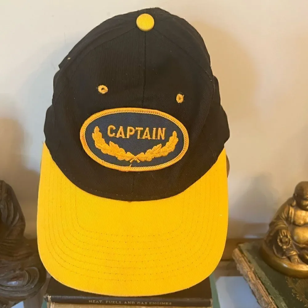 Vintage Captain Filagree patch SnapBack Green Under Bill. OS.